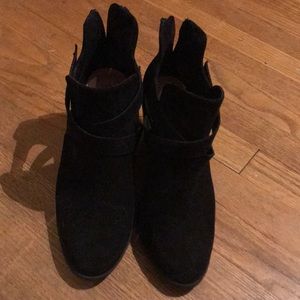 Rampage black suede booties